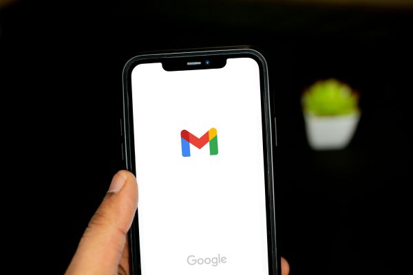 Comment gérer un mail suspect : astuces et conseils